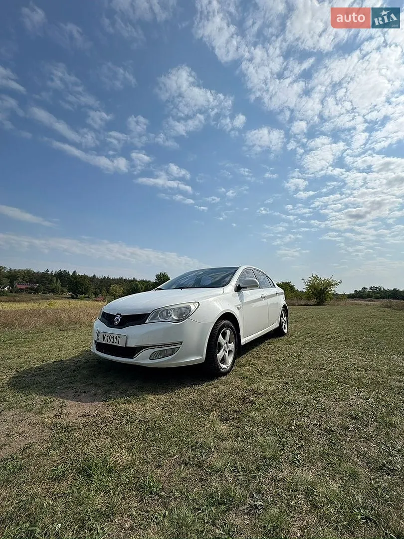 MG 350, 2012