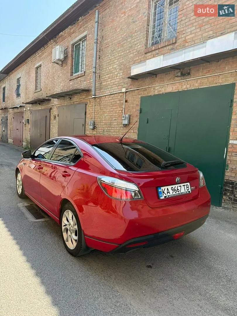 MG 6, 2012
