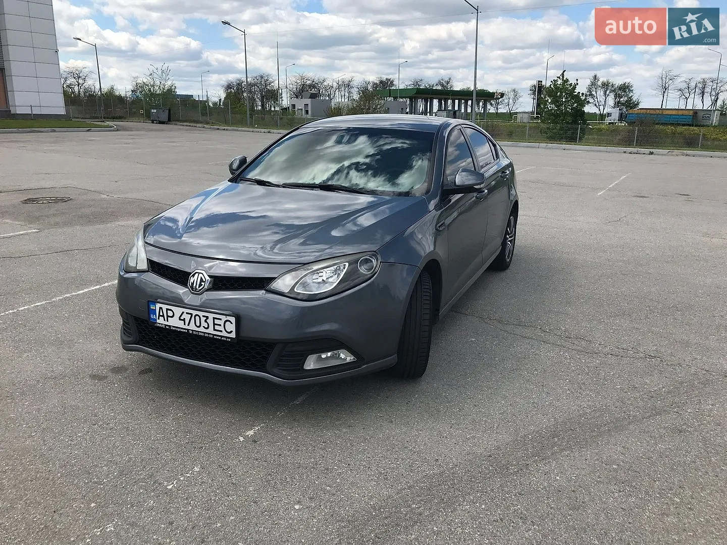 MG 6, 2012