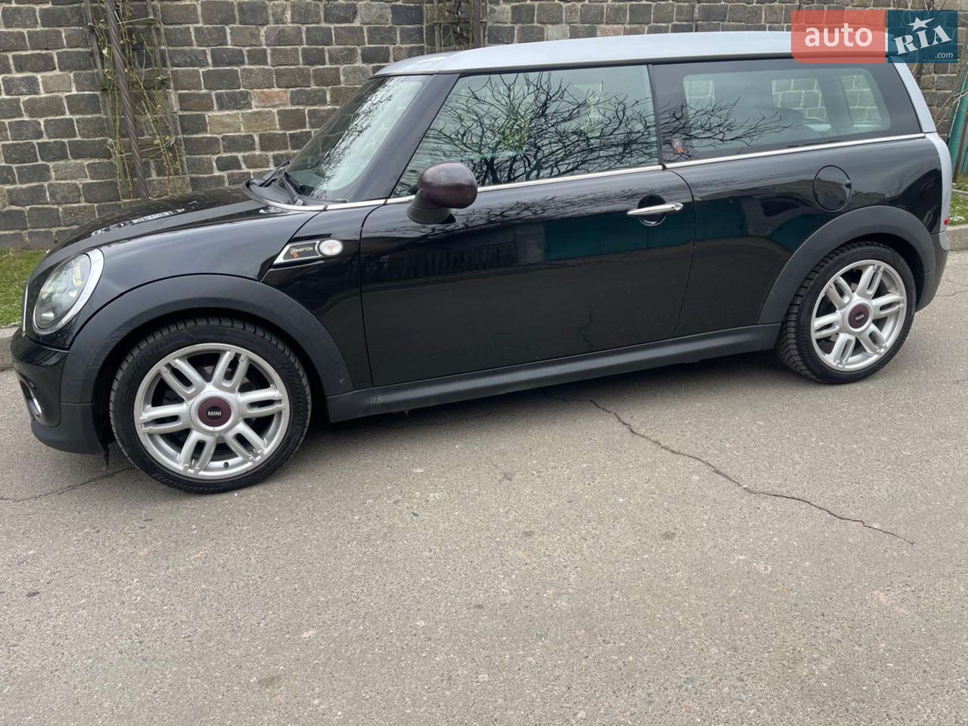 MINI Clubman, 2011
