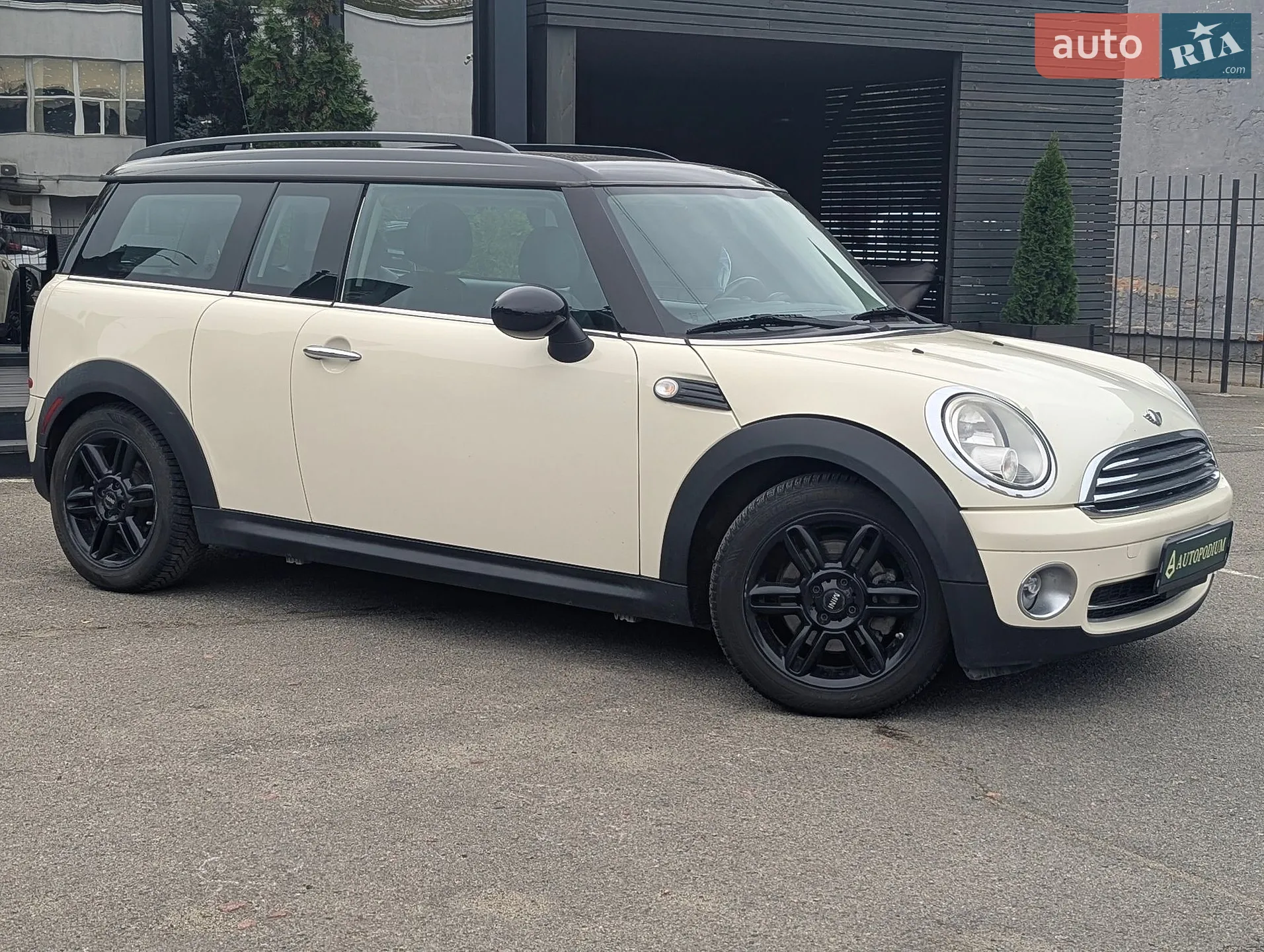 MINI Clubman, 2012