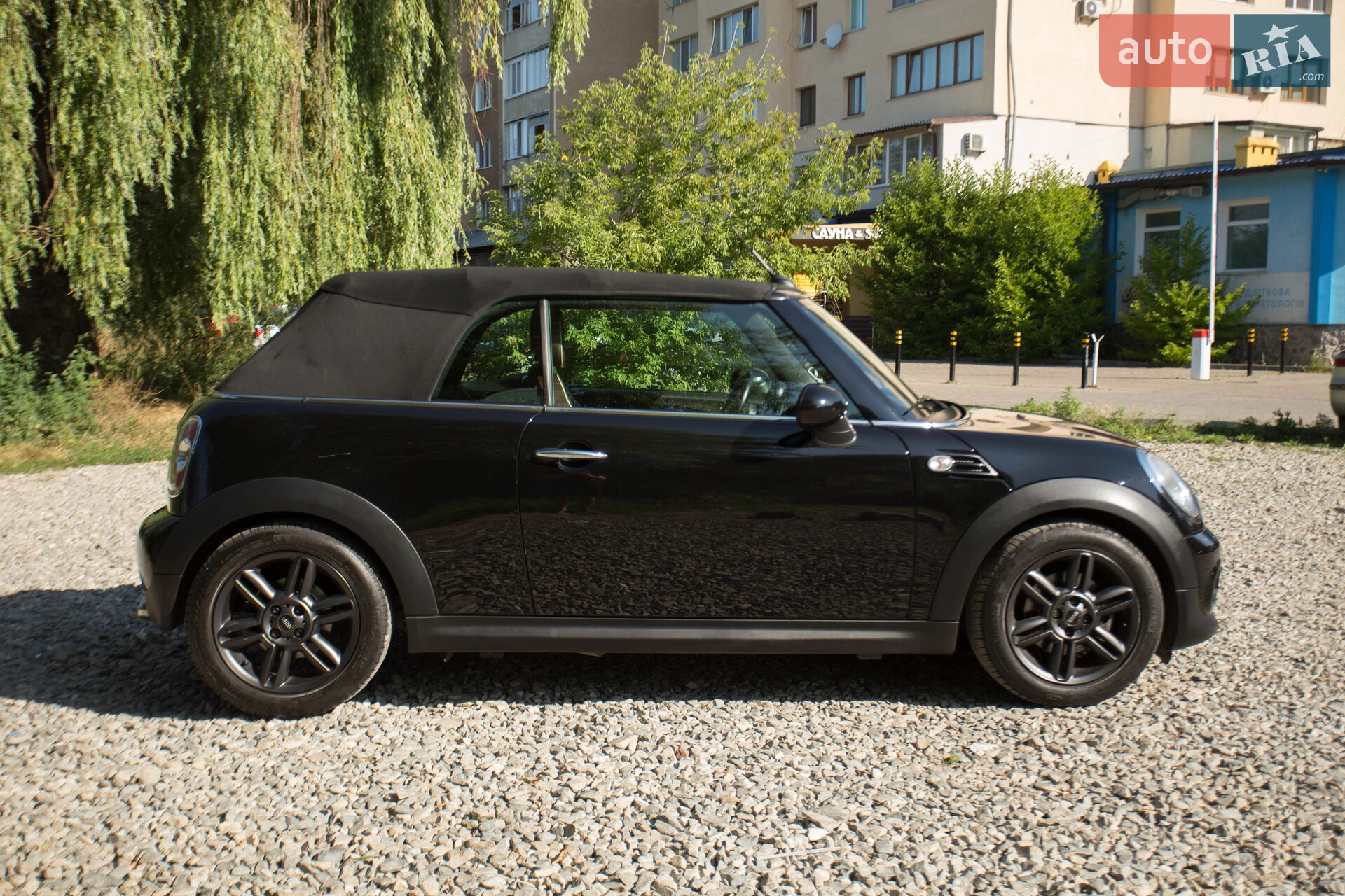 MINI Convertible, 2011