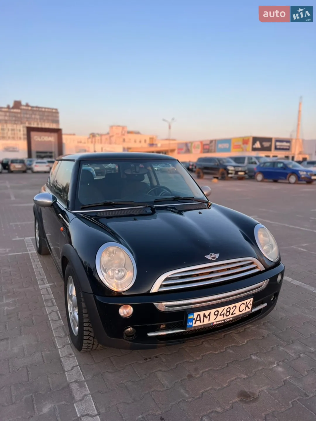 MINI Cooper, 2004