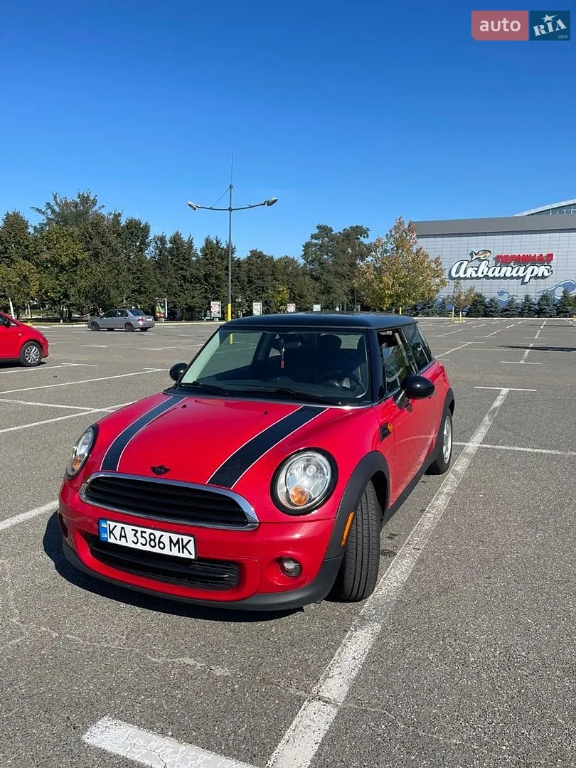 MINI Cooper, 2011