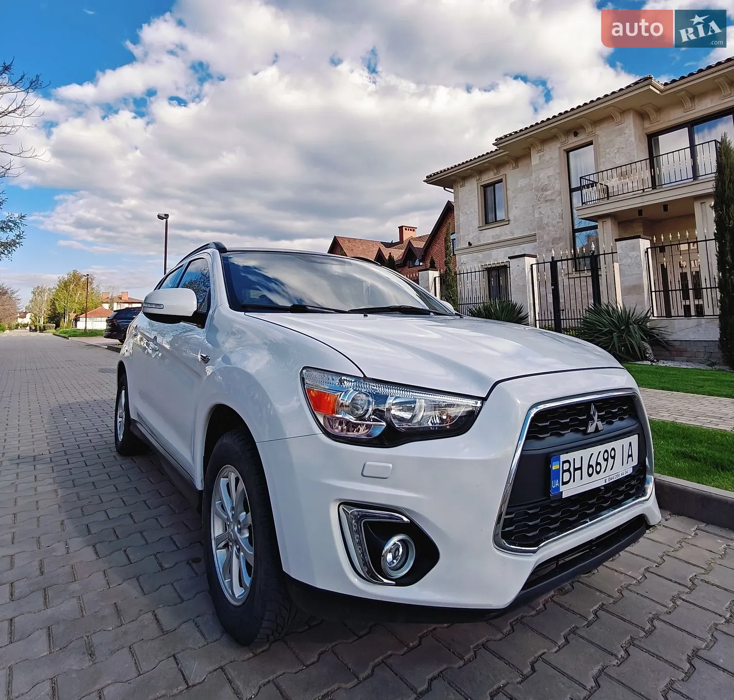 Mitsubishi ASX, 2012