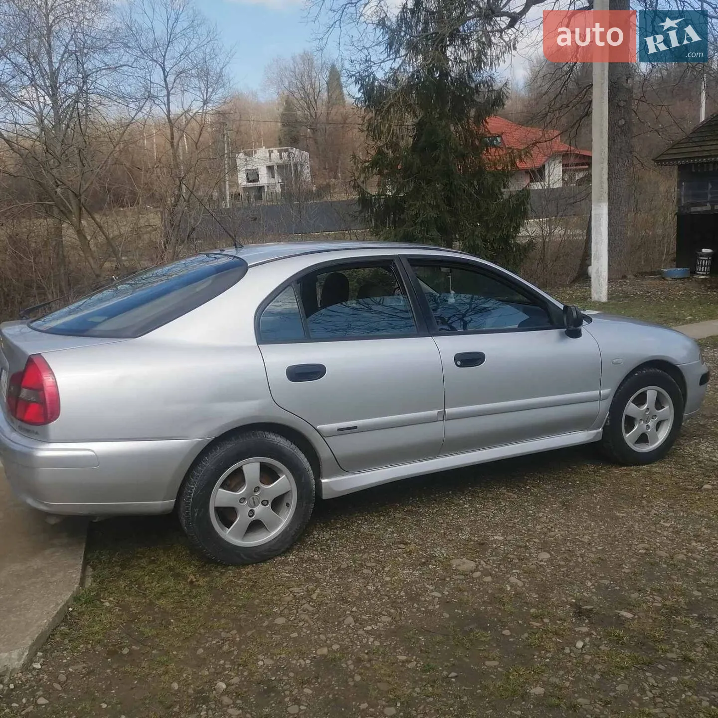 Mitsubishi Carisma, 2000