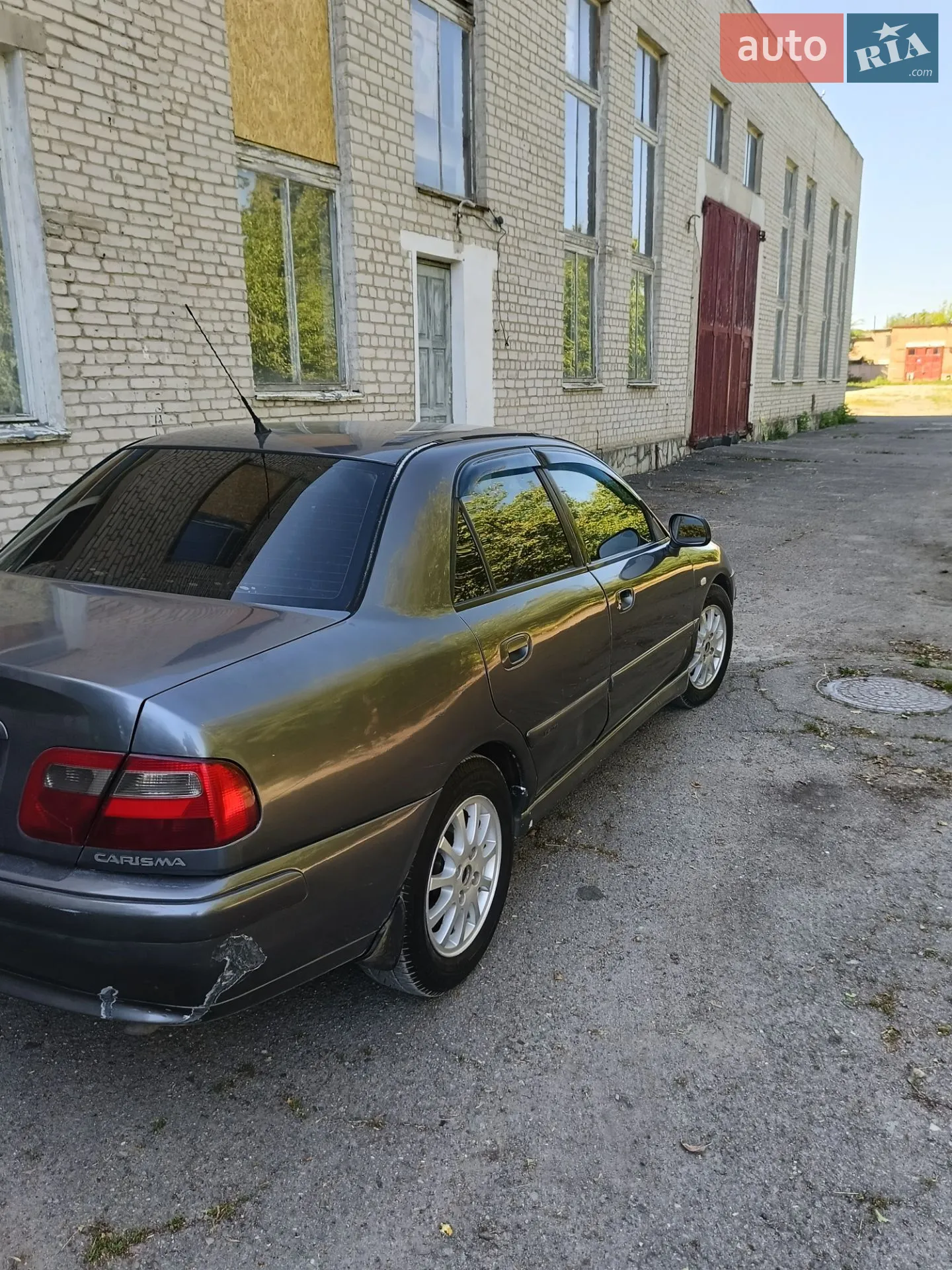 Mitsubishi Carisma, 2003