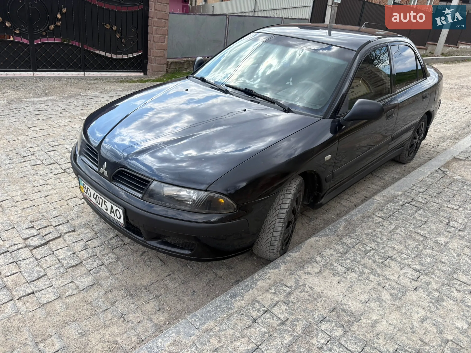 Mitsubishi Carisma, 2003
