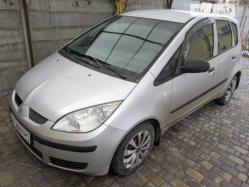 Mitsubishi Colt, 2006