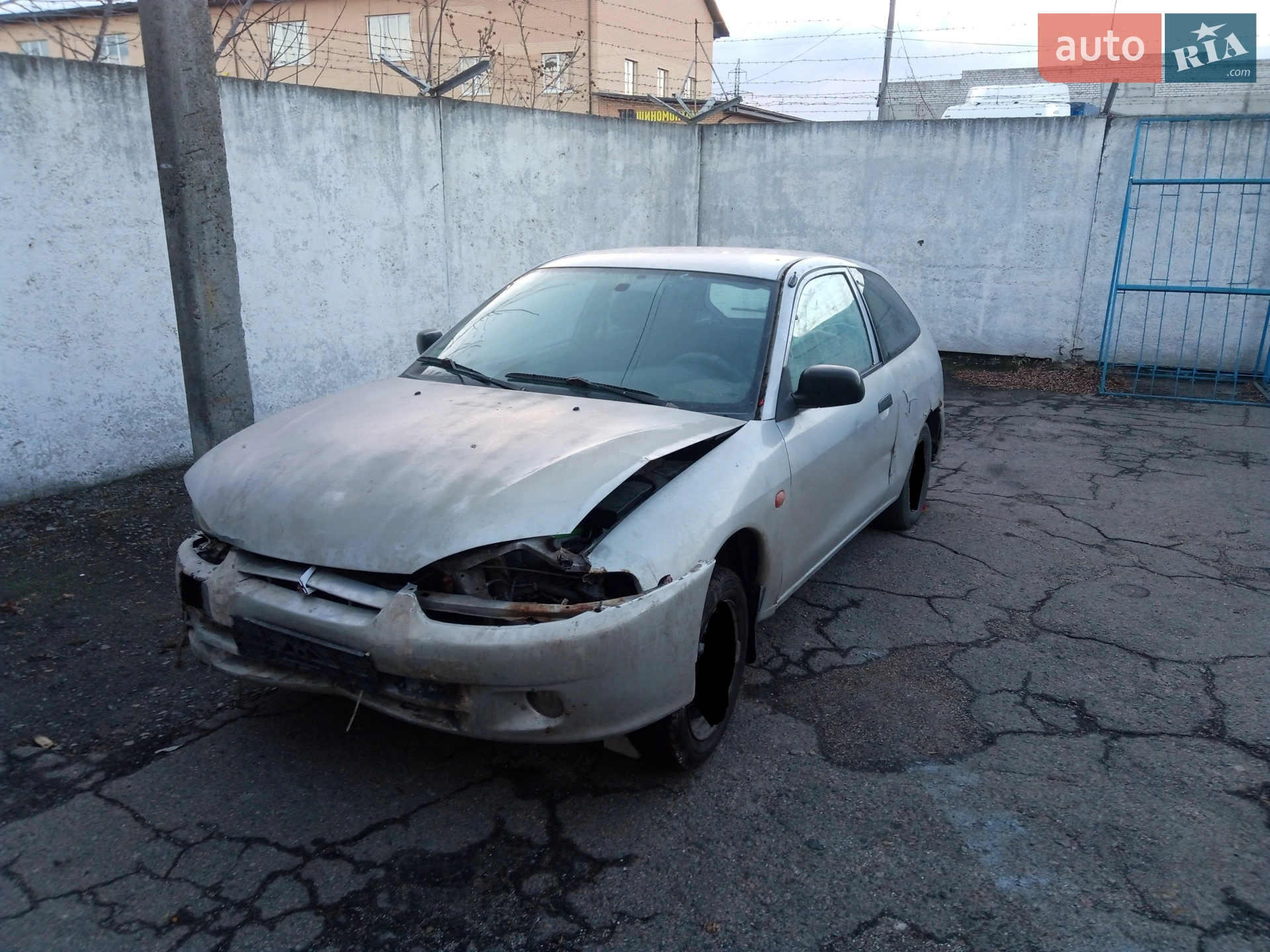 Mitsubishi Colt, 1998