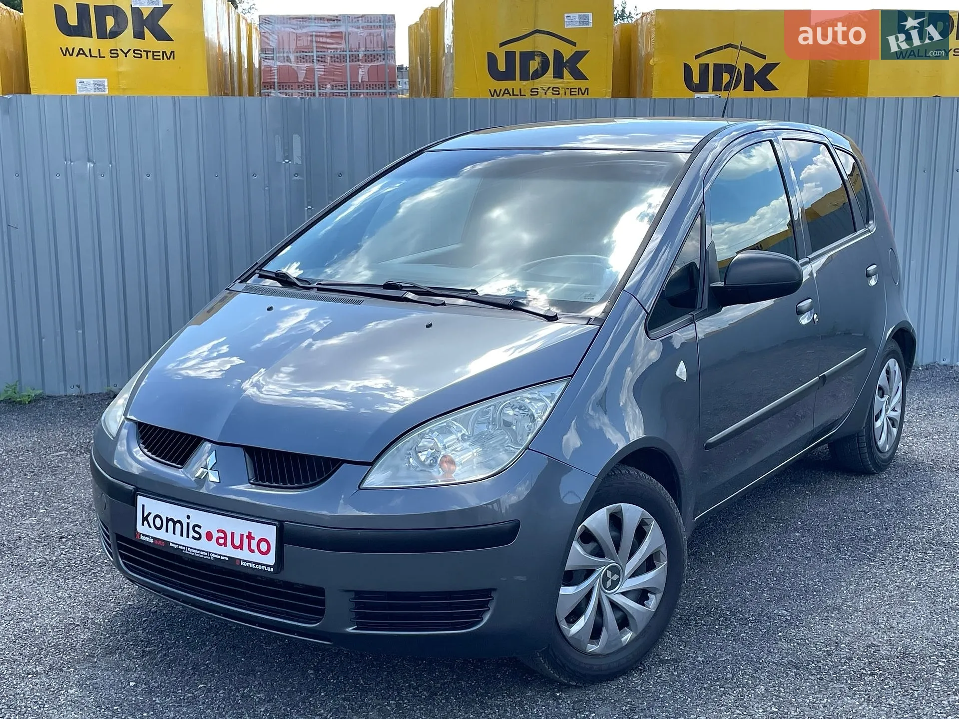 Mitsubishi Colt, 2005