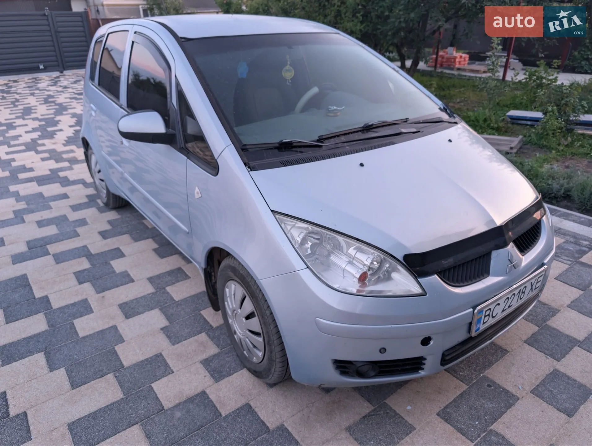 Mitsubishi Colt, 2004