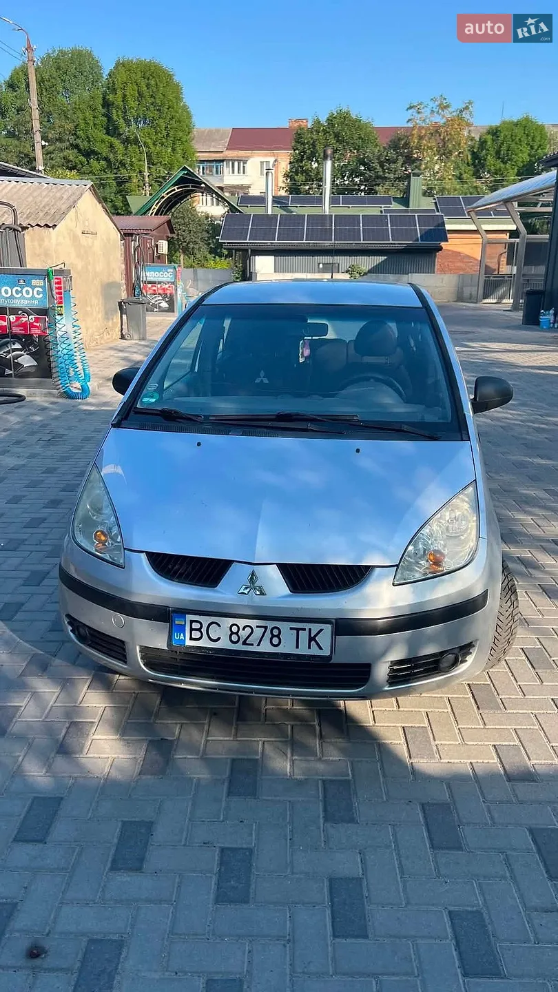 Mitsubishi Colt, 2004