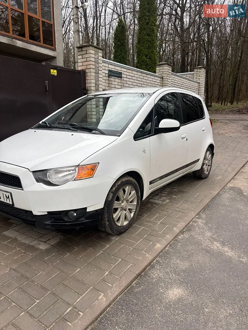 Mitsubishi Colt, 2011