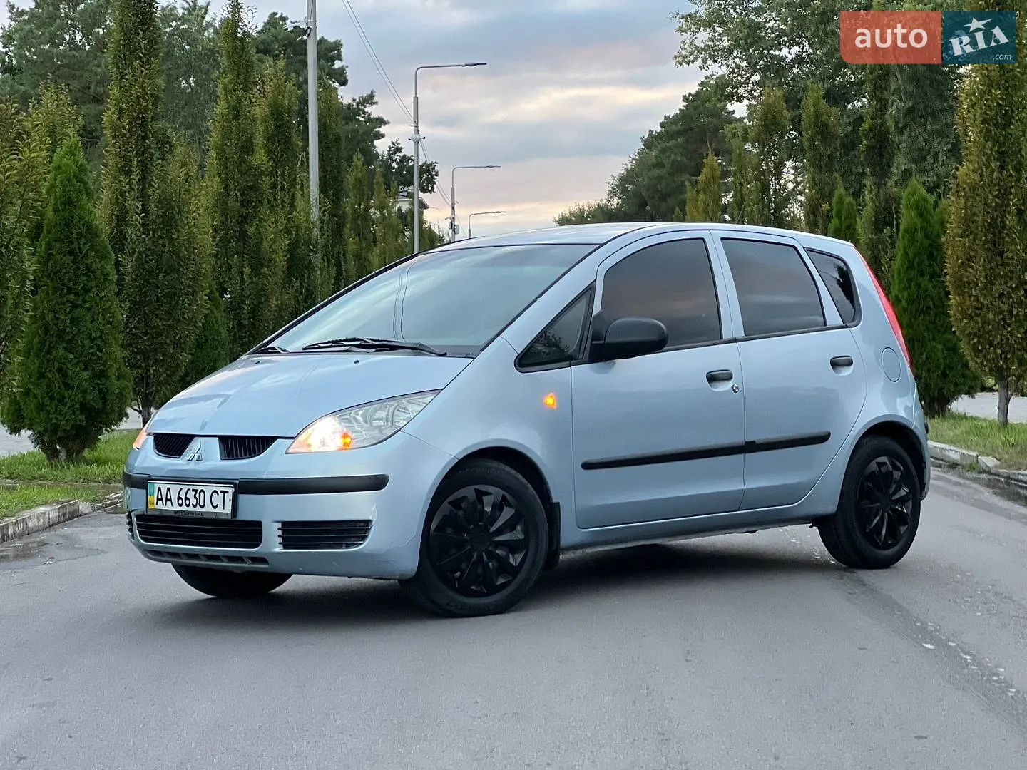 Mitsubishi Colt, 2005