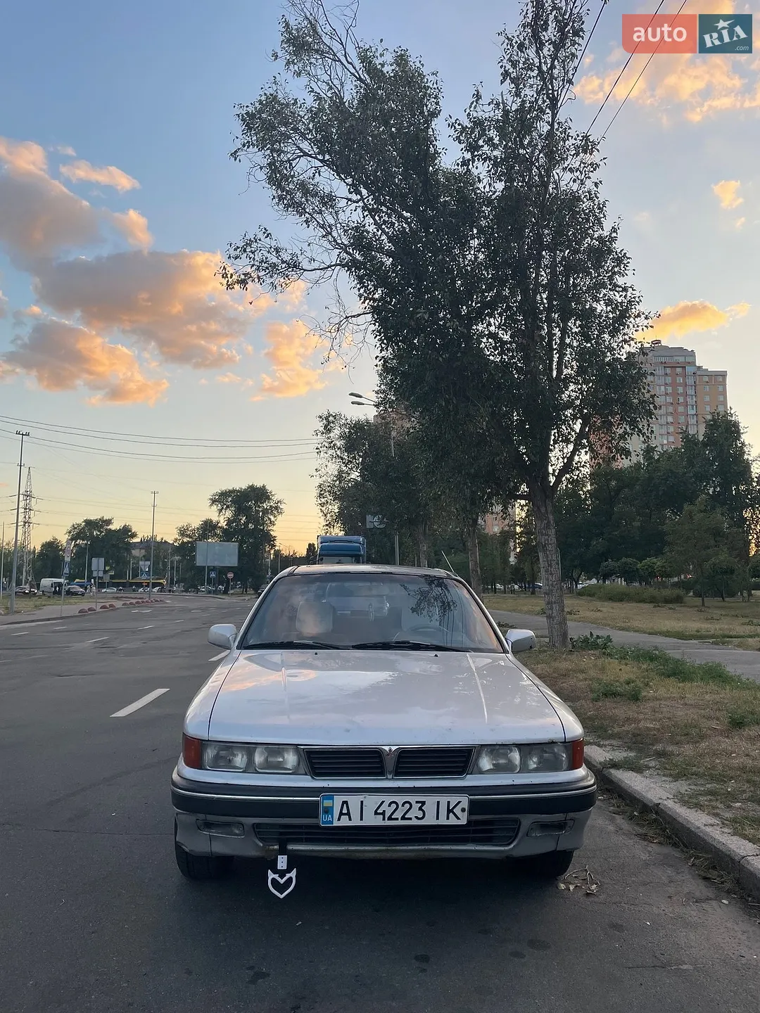 Mitsubishi Galant, 1988