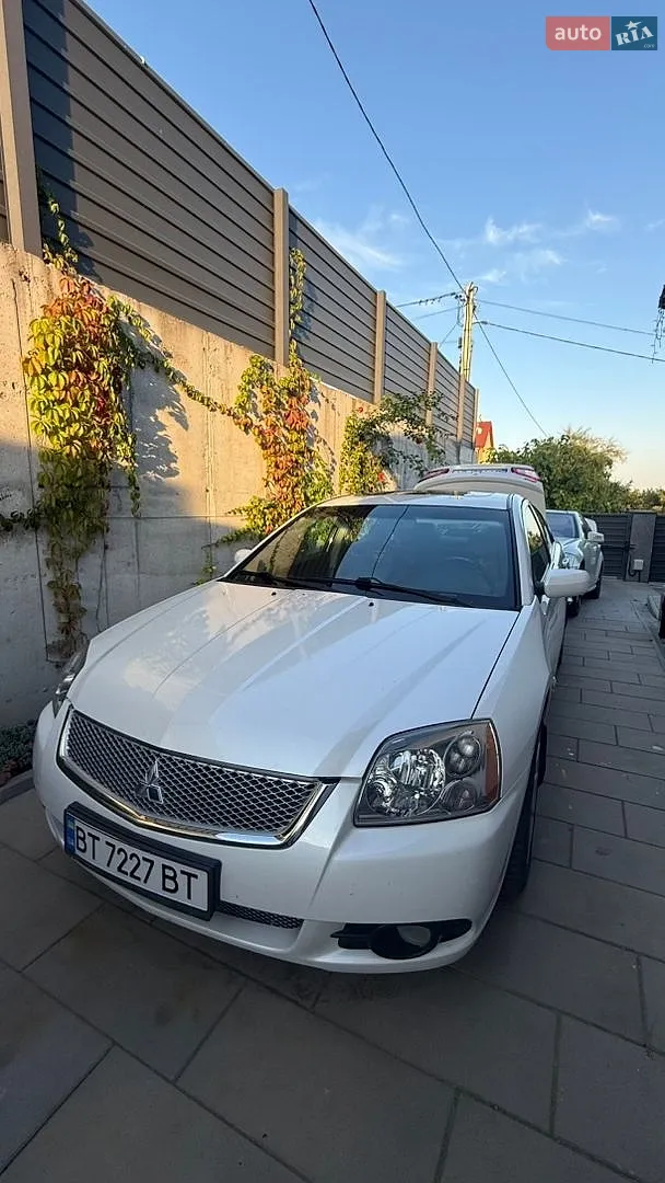Mitsubishi Galant, 2012