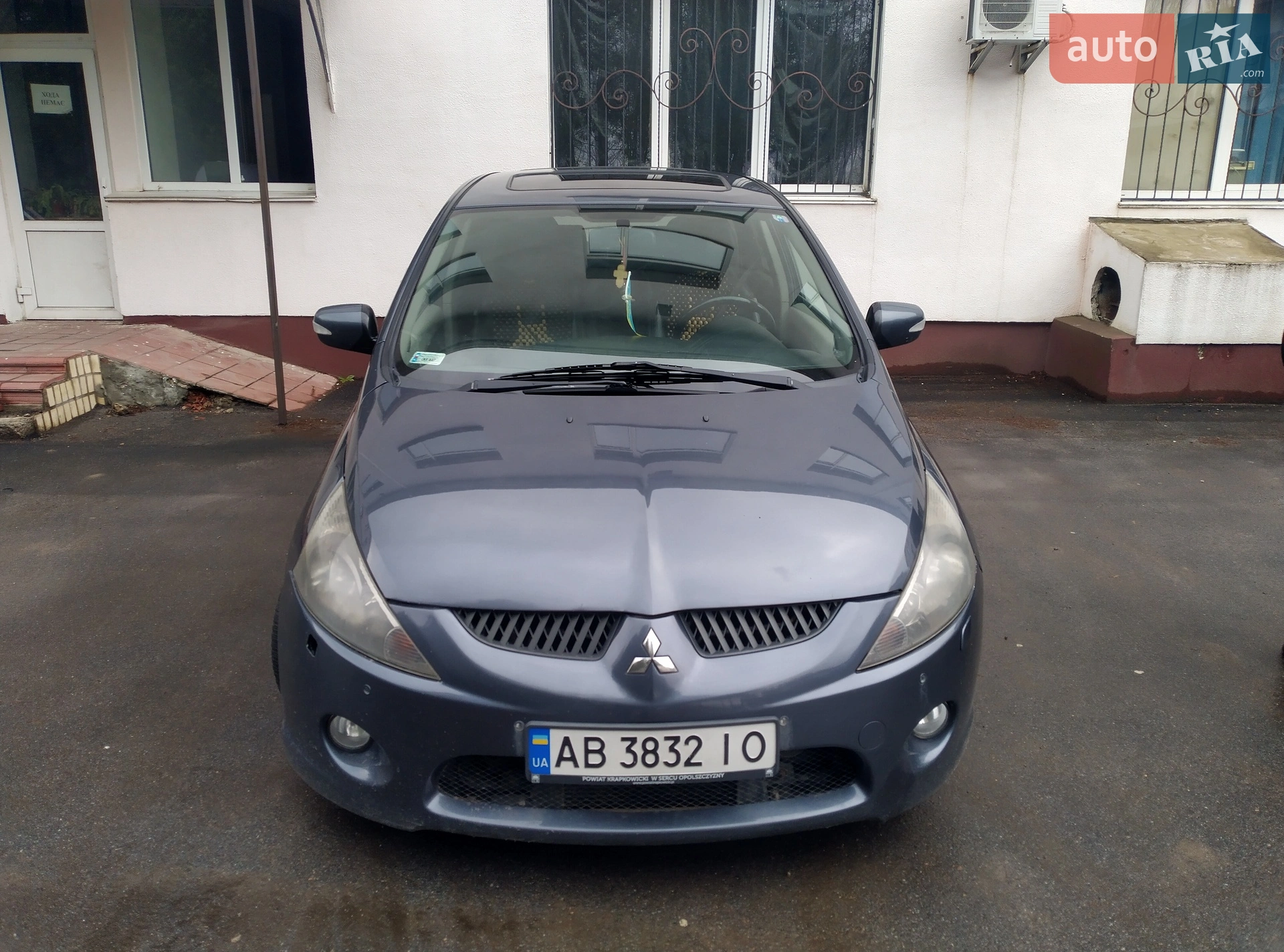 Mitsubishi Grandis, 2005