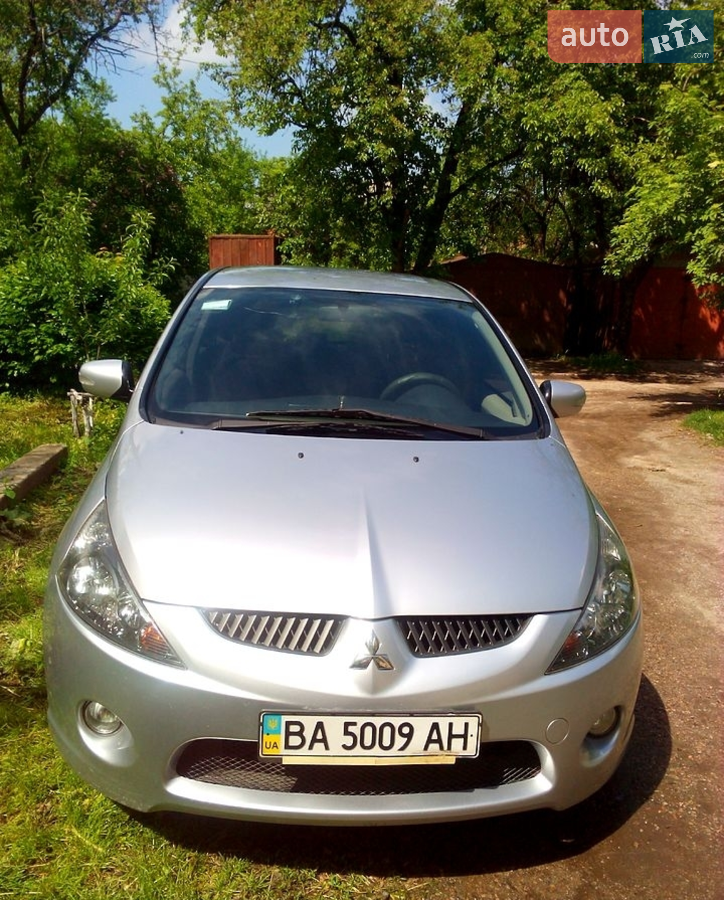 Mitsubishi Grandis 2007 — 1
