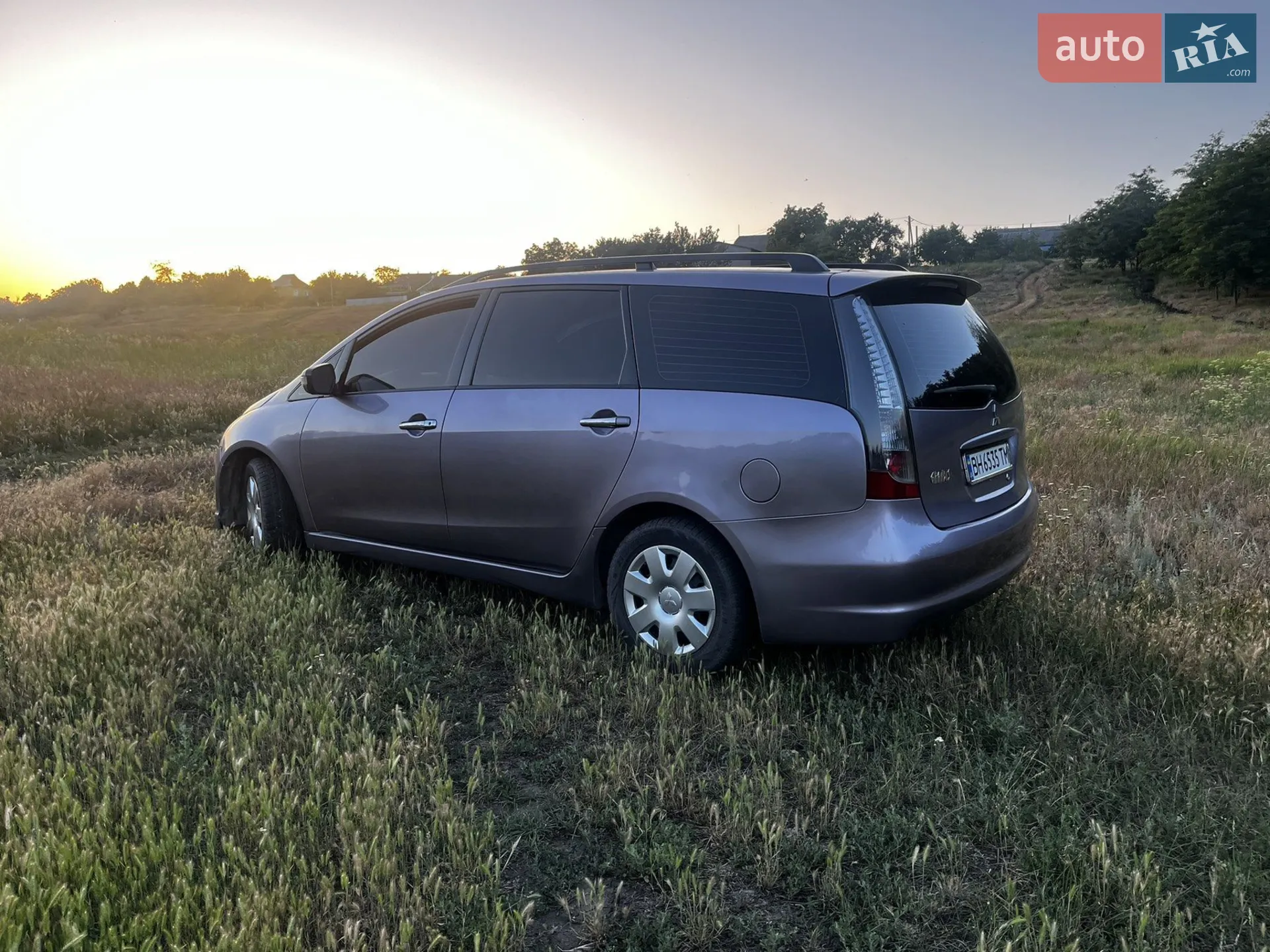 Mitsubishi Grandis, 2004