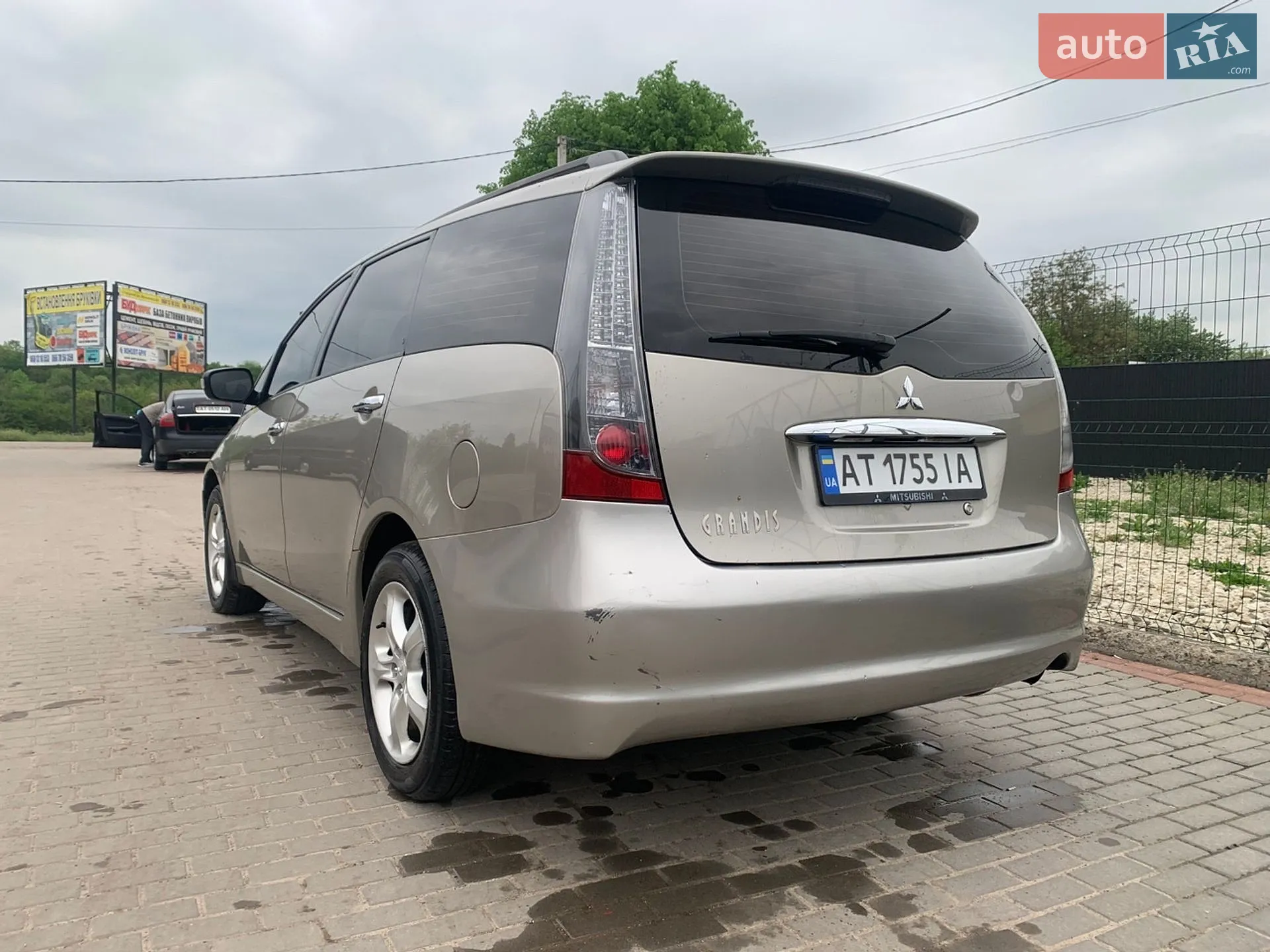 Mitsubishi Grandis, 2006