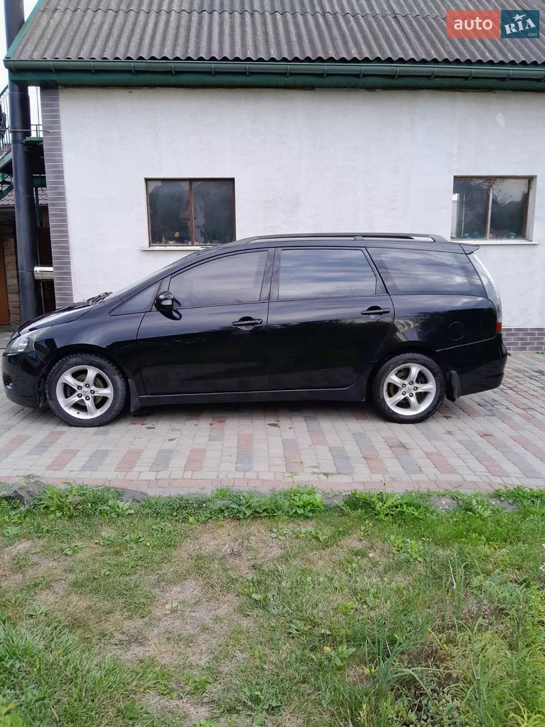 Mitsubishi Grandis, 2004