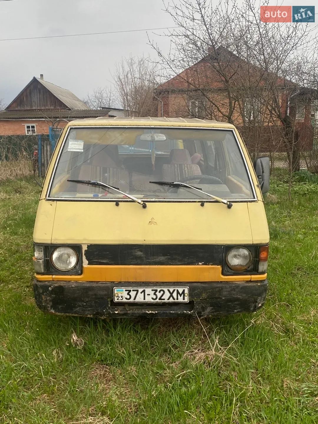 Mitsubishi L 200, 1987