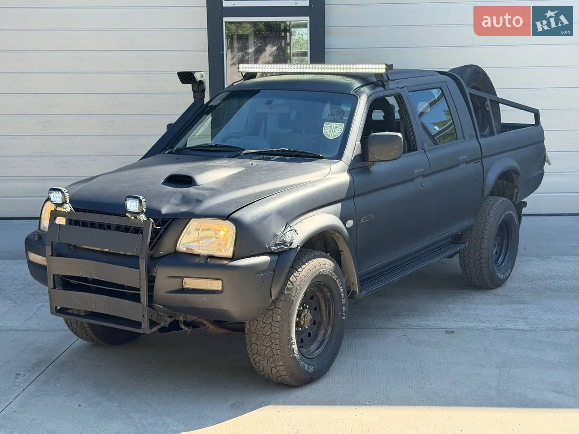 Mitsubishi L 200, 2005