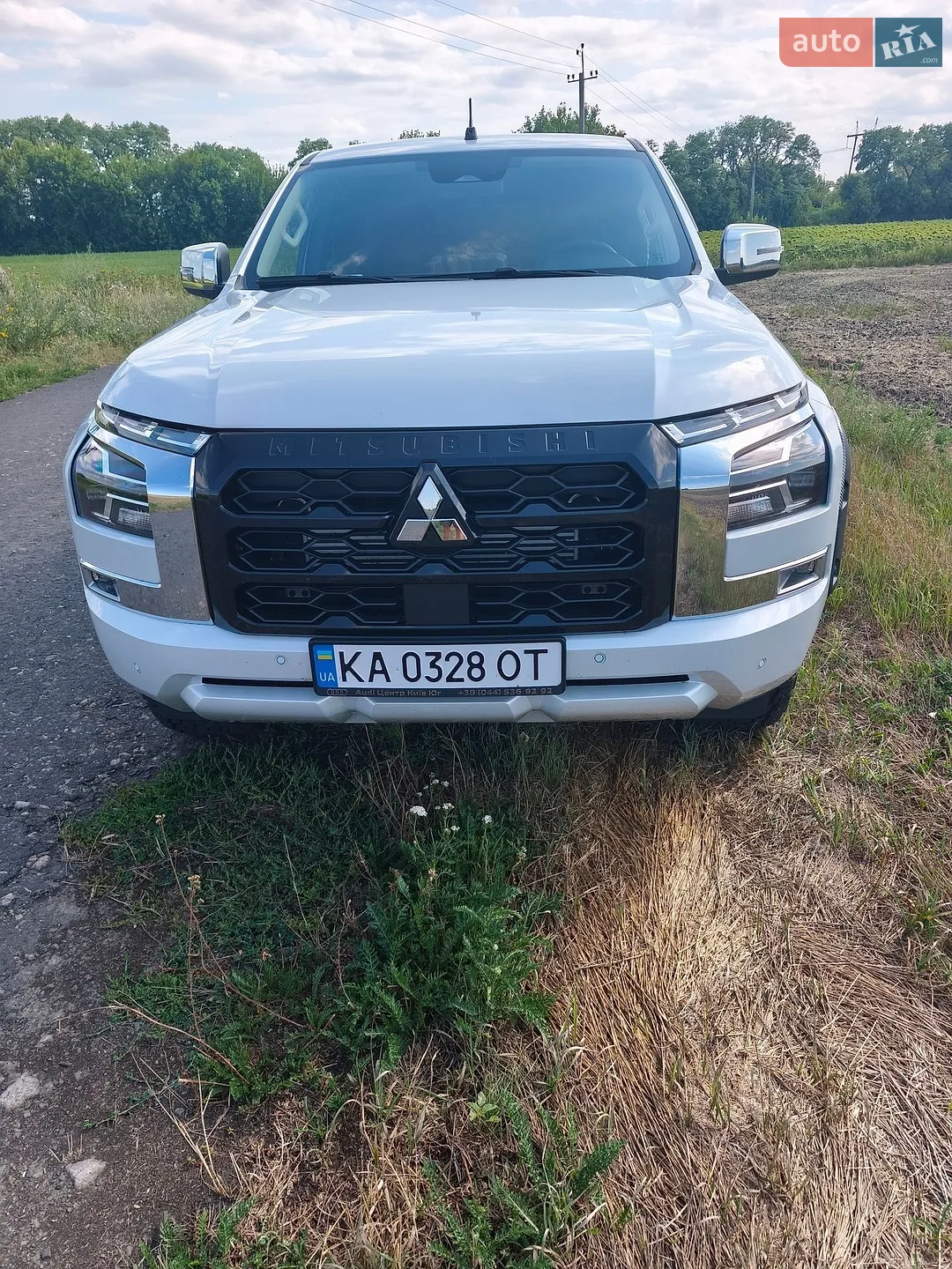 Mitsubishi L 200, 2024