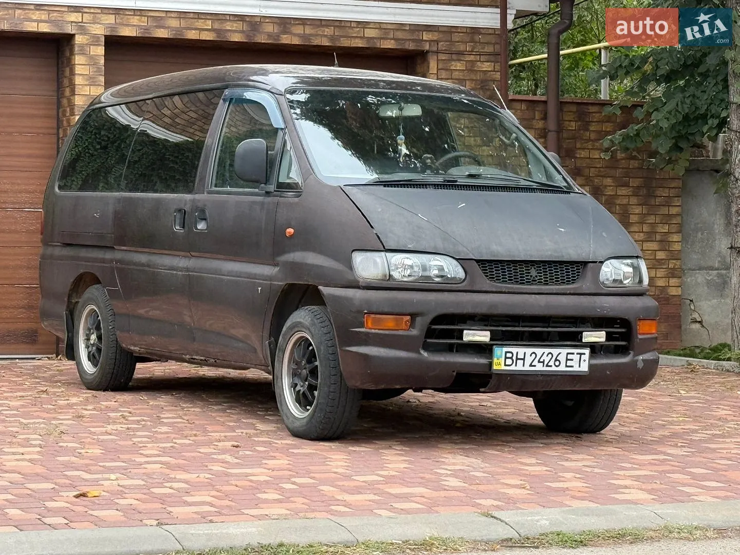 Mitsubishi L 400, 2000