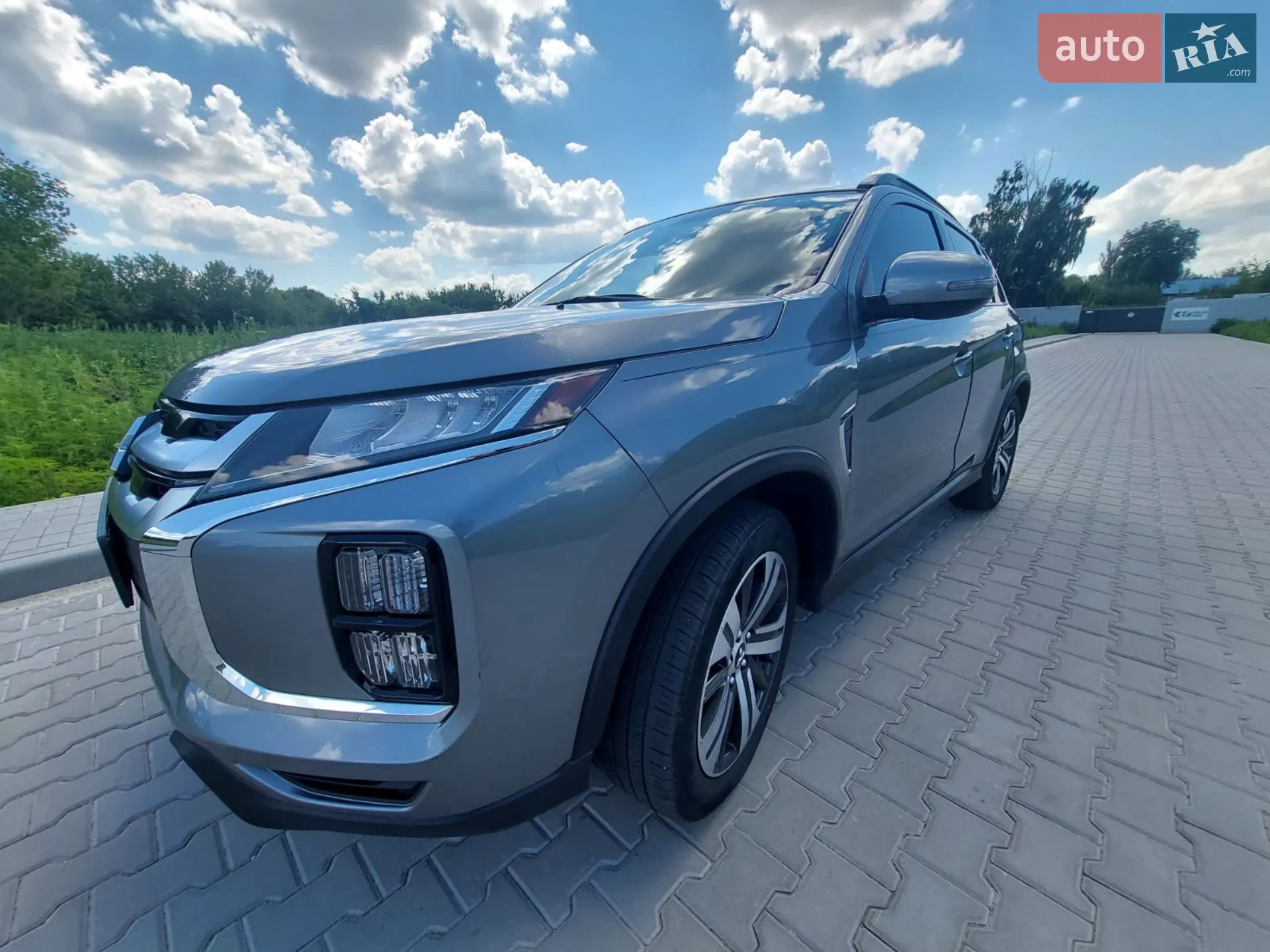 Mitsubishi Outlander Sport, 2021