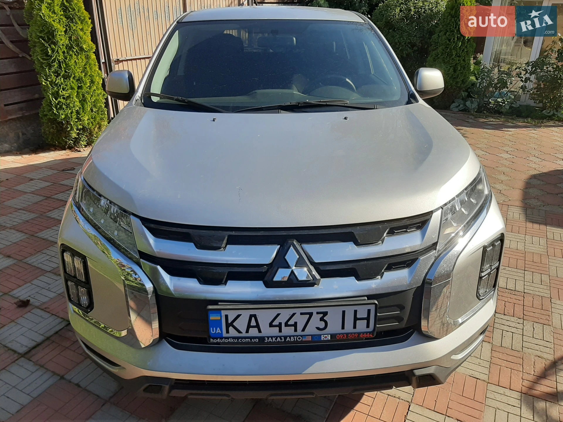 Mitsubishi Outlander Sport, 2020