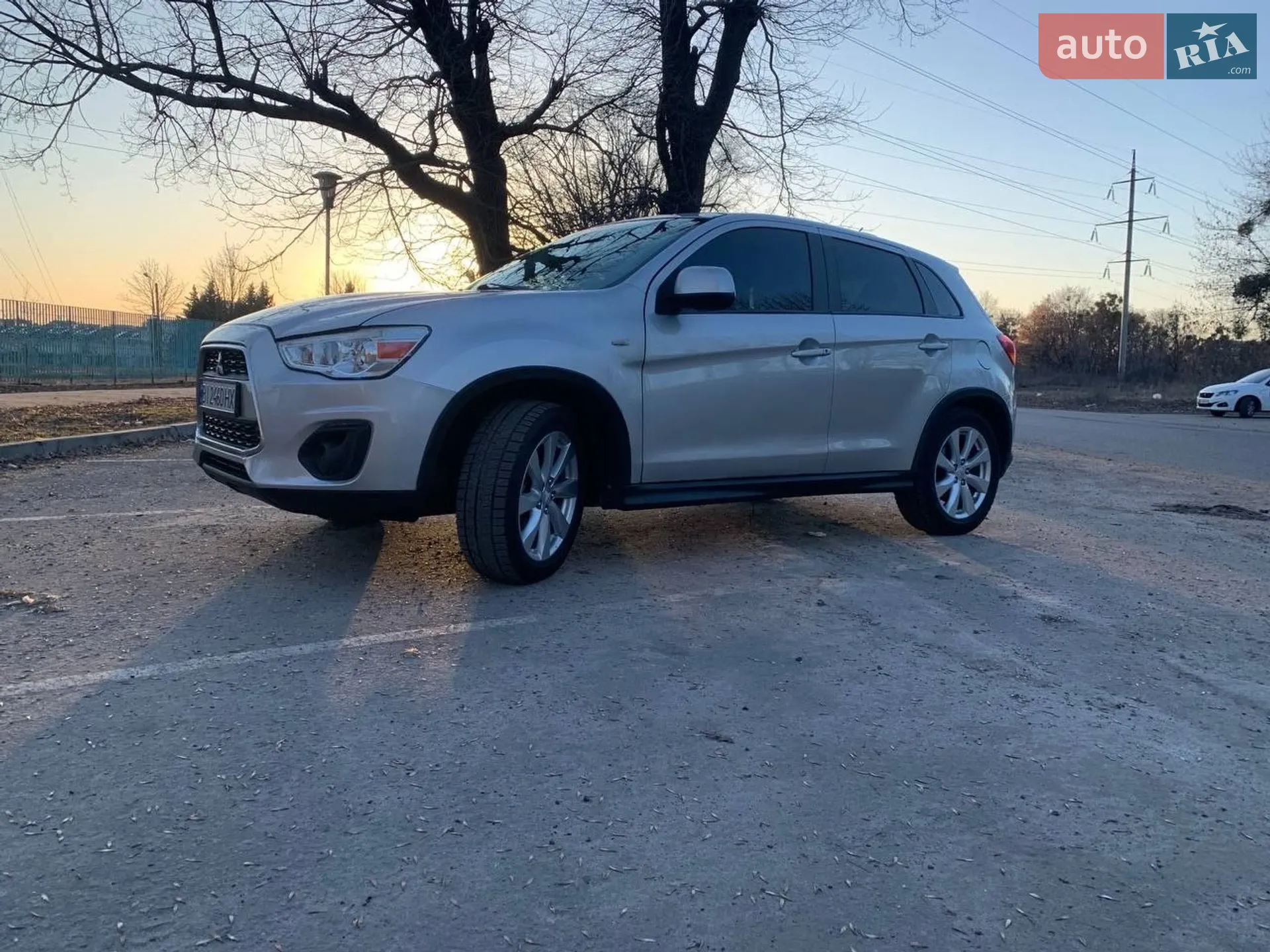 Mitsubishi Outlander Sport, 2013