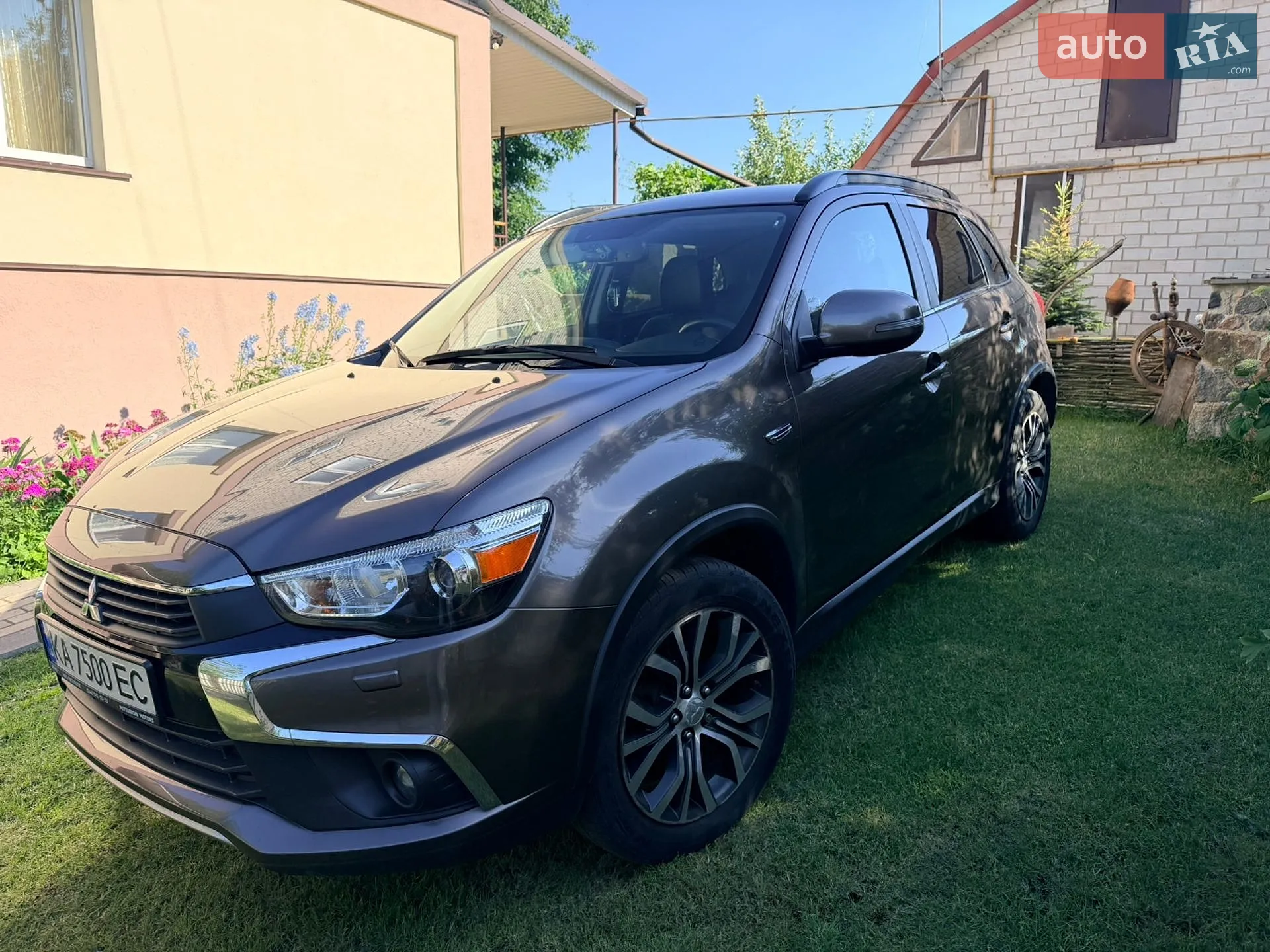 Mitsubishi Outlander Sport 2017 — 1