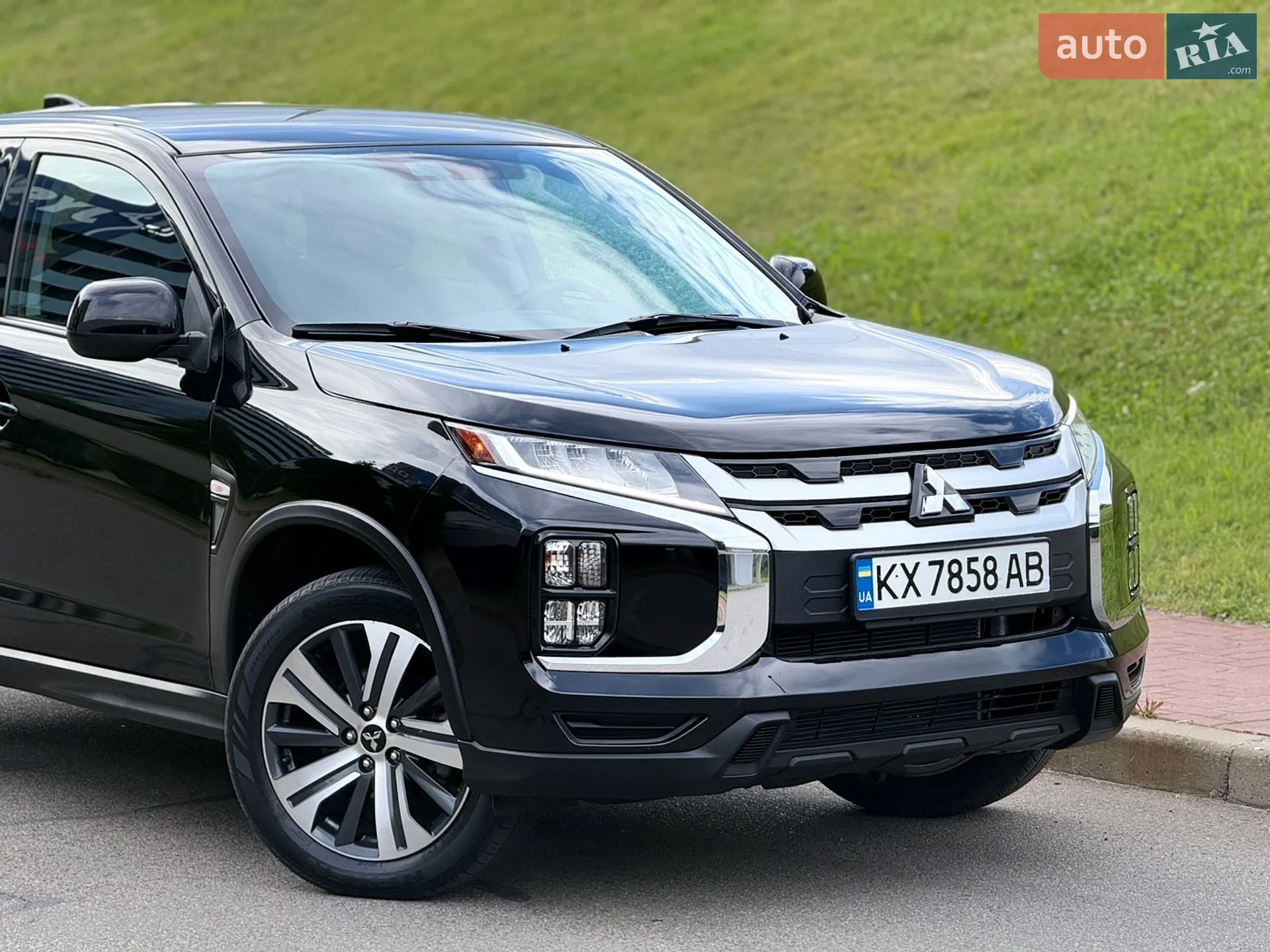 Mitsubishi Outlander Sport, 2022