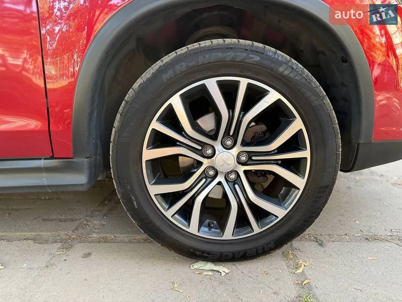 Mitsubishi Outlander Sport, 2017
