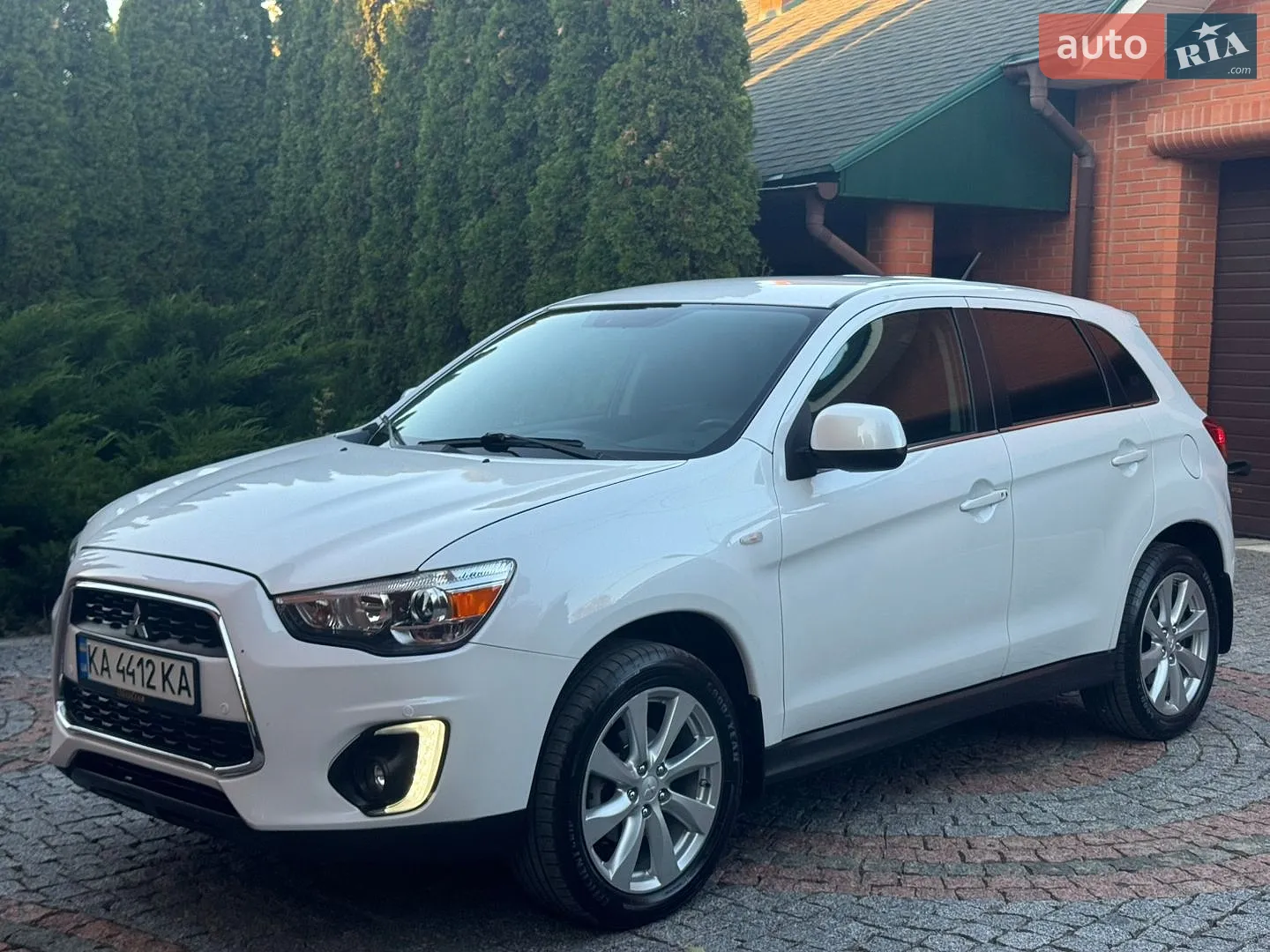 Mitsubishi Outlander Sport, 2015