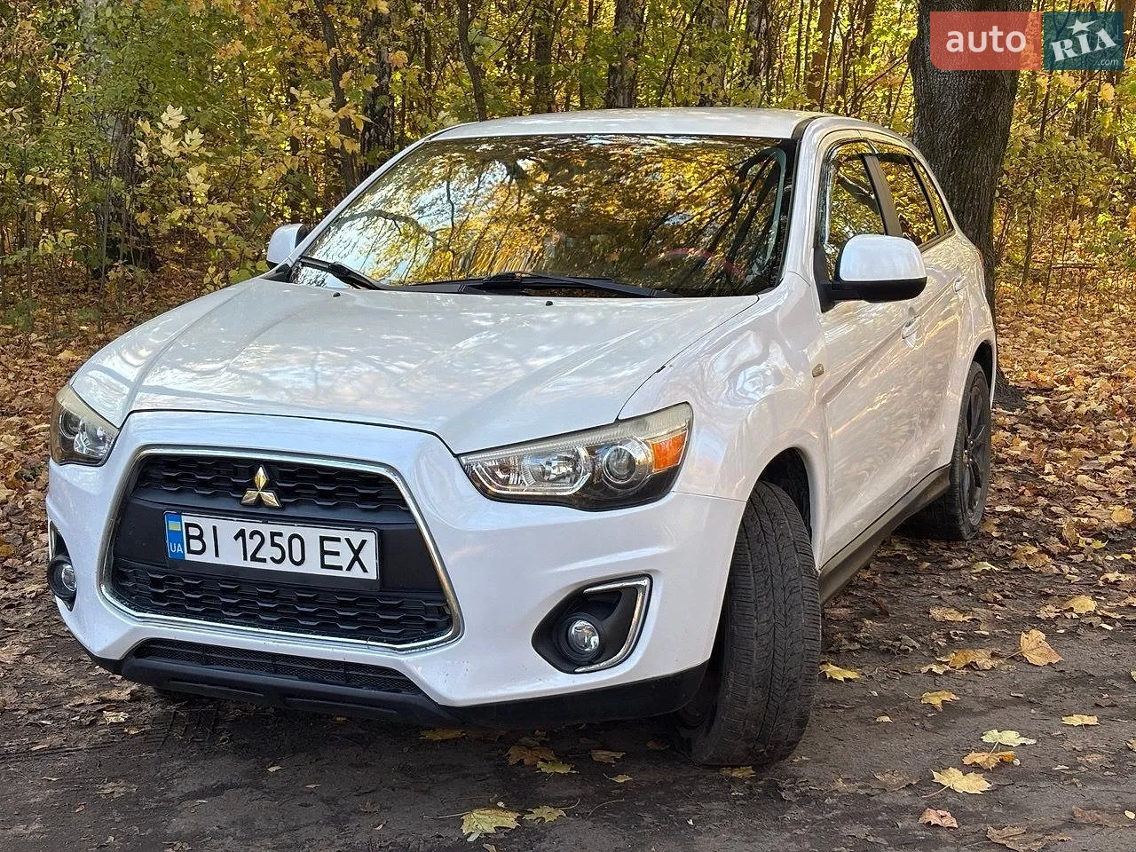 Mitsubishi Outlander Sport, 2015