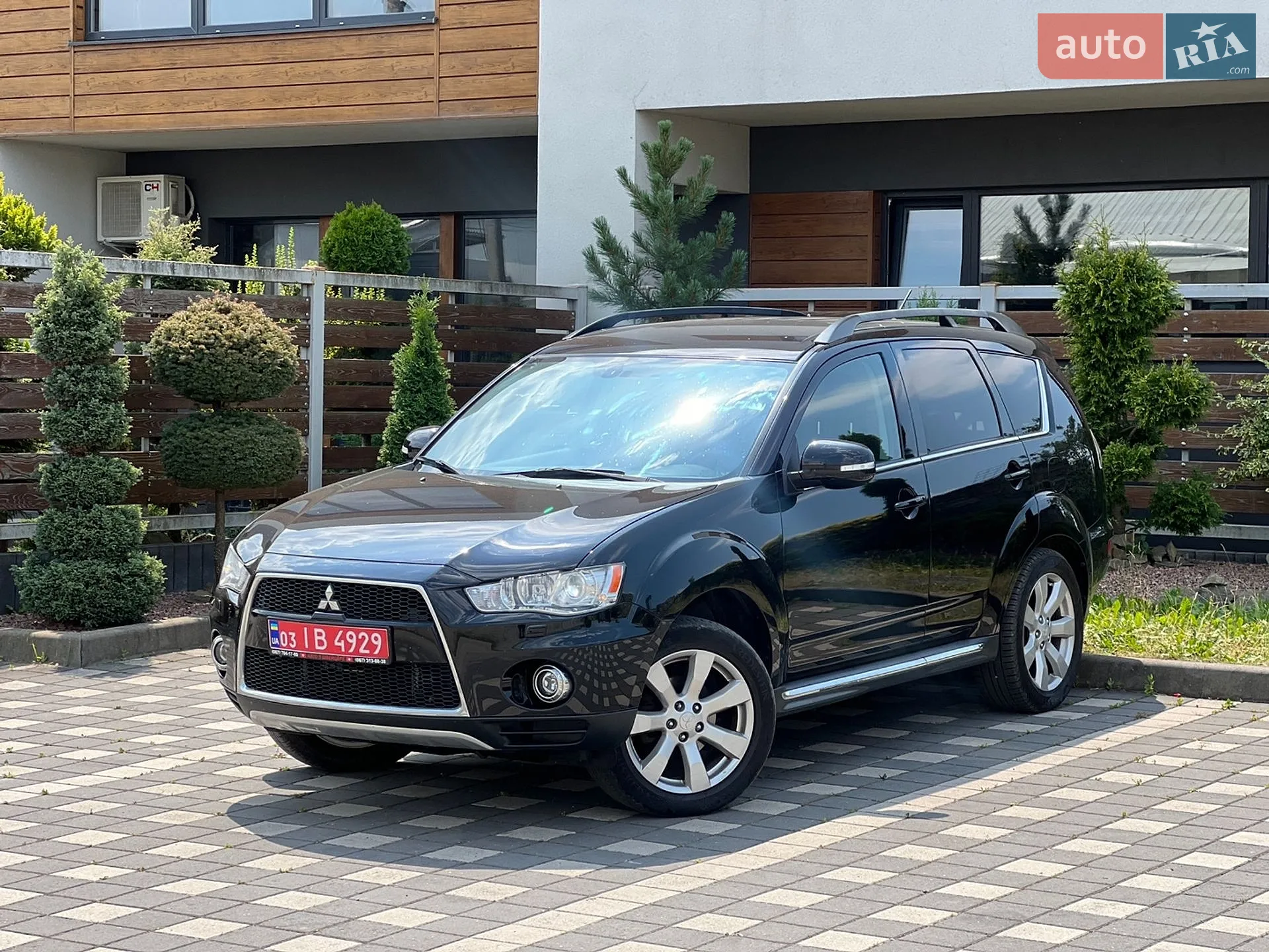 Mitsubishi Outlander XL, 2012