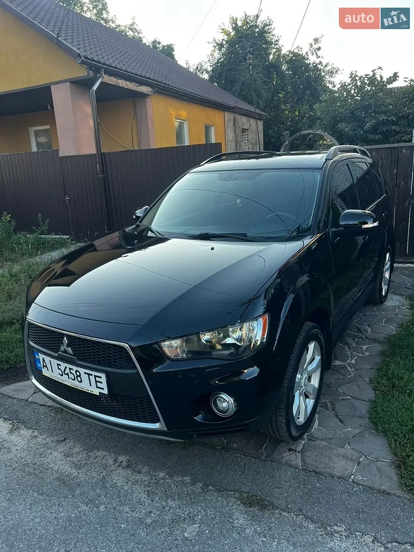 Mitsubishi Outlander XL, 2012