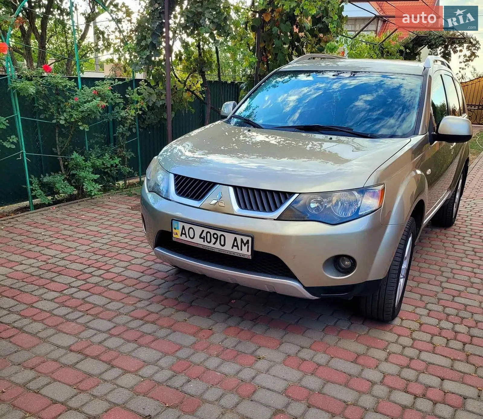 Mitsubishi Outlander XL, 2008
