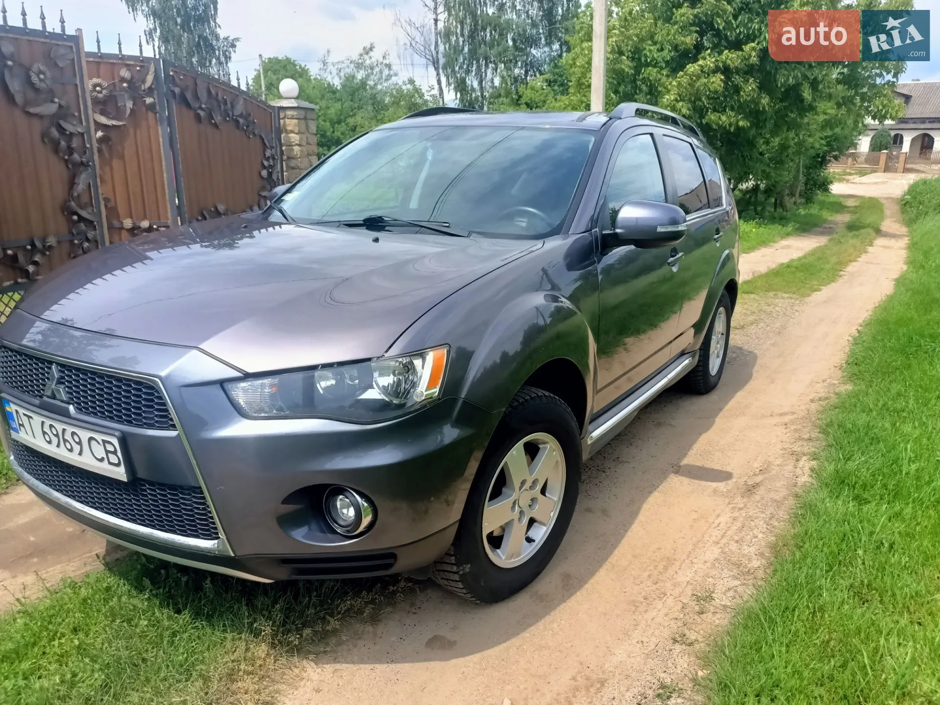 Mitsubishi Outlander, 2011