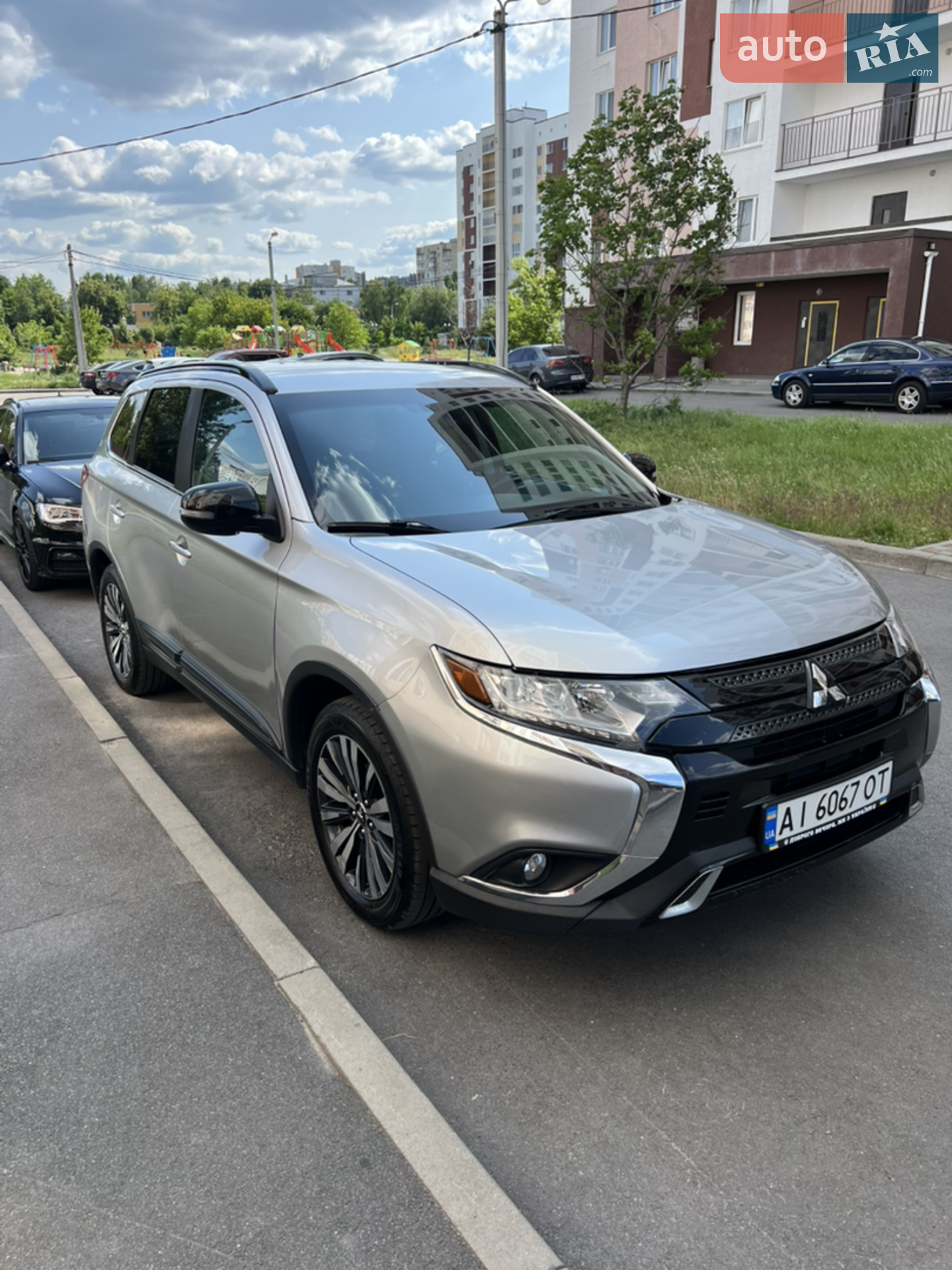 Mitsubishi Outlander, 2019