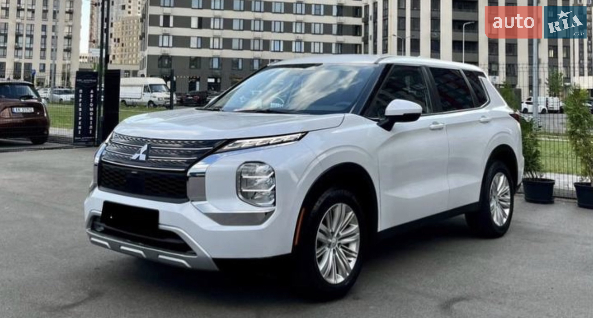 Mitsubishi Outlander, 2021