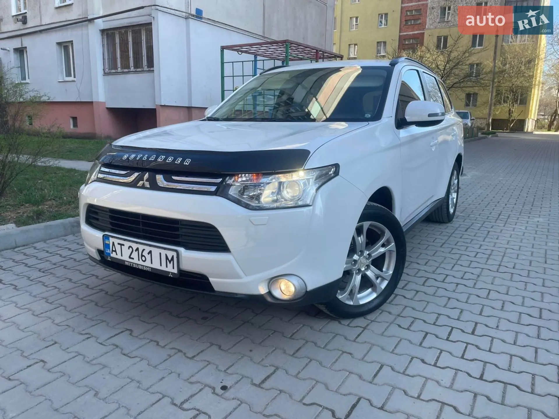 Mitsubishi Outlander, 2013