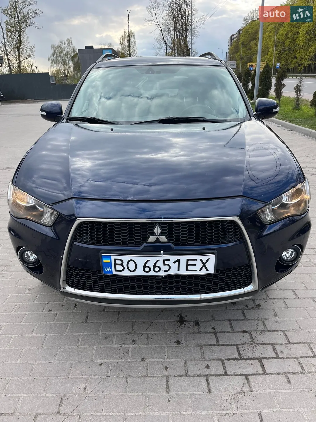 Mitsubishi Outlander, 2011