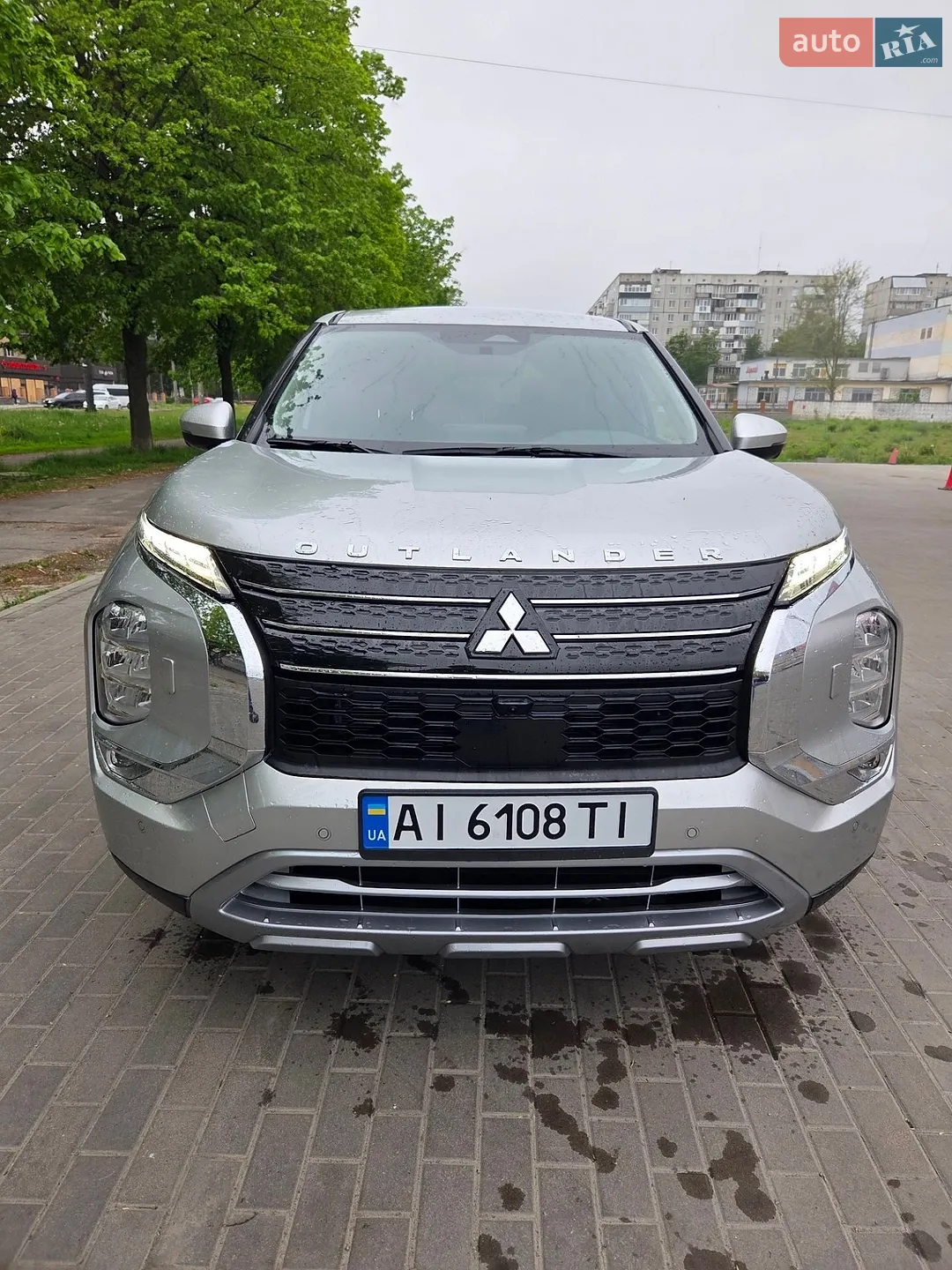 Mitsubishi Outlander, 2023