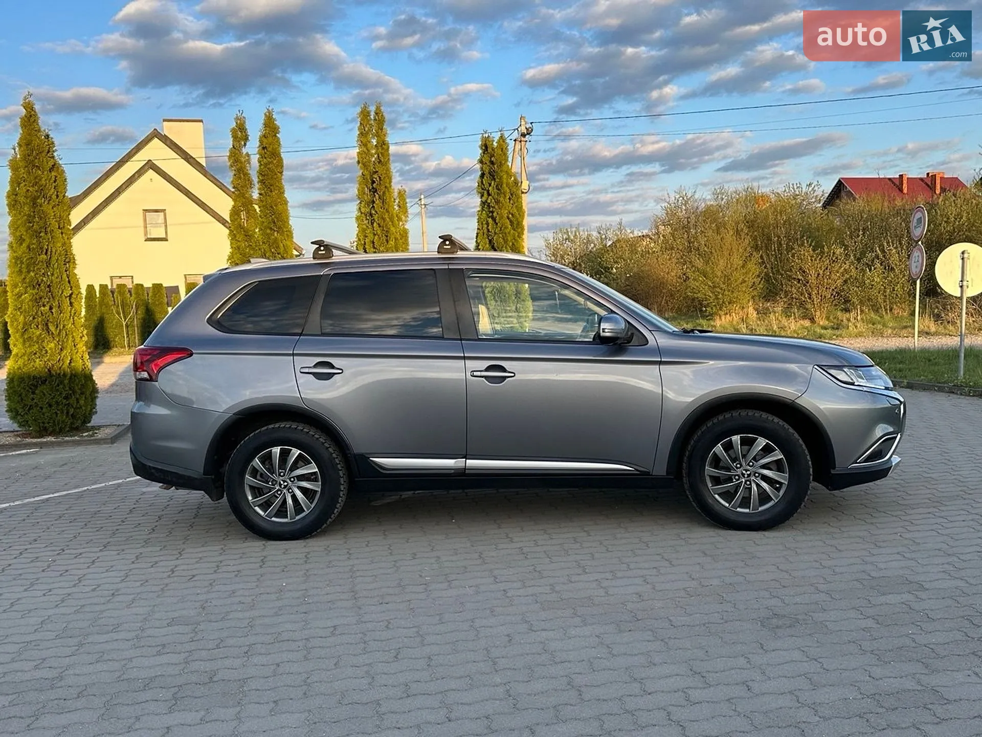 Mitsubishi Outlander, 2017