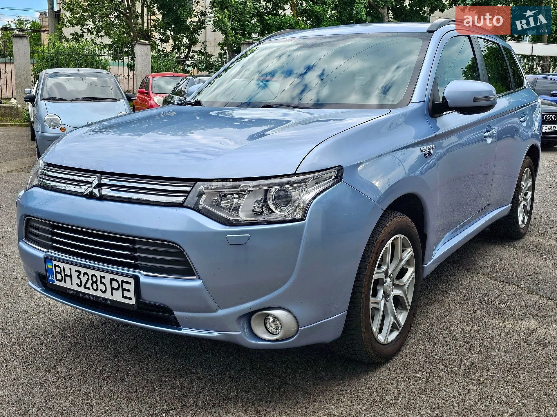 Mitsubishi Outlander, 2014