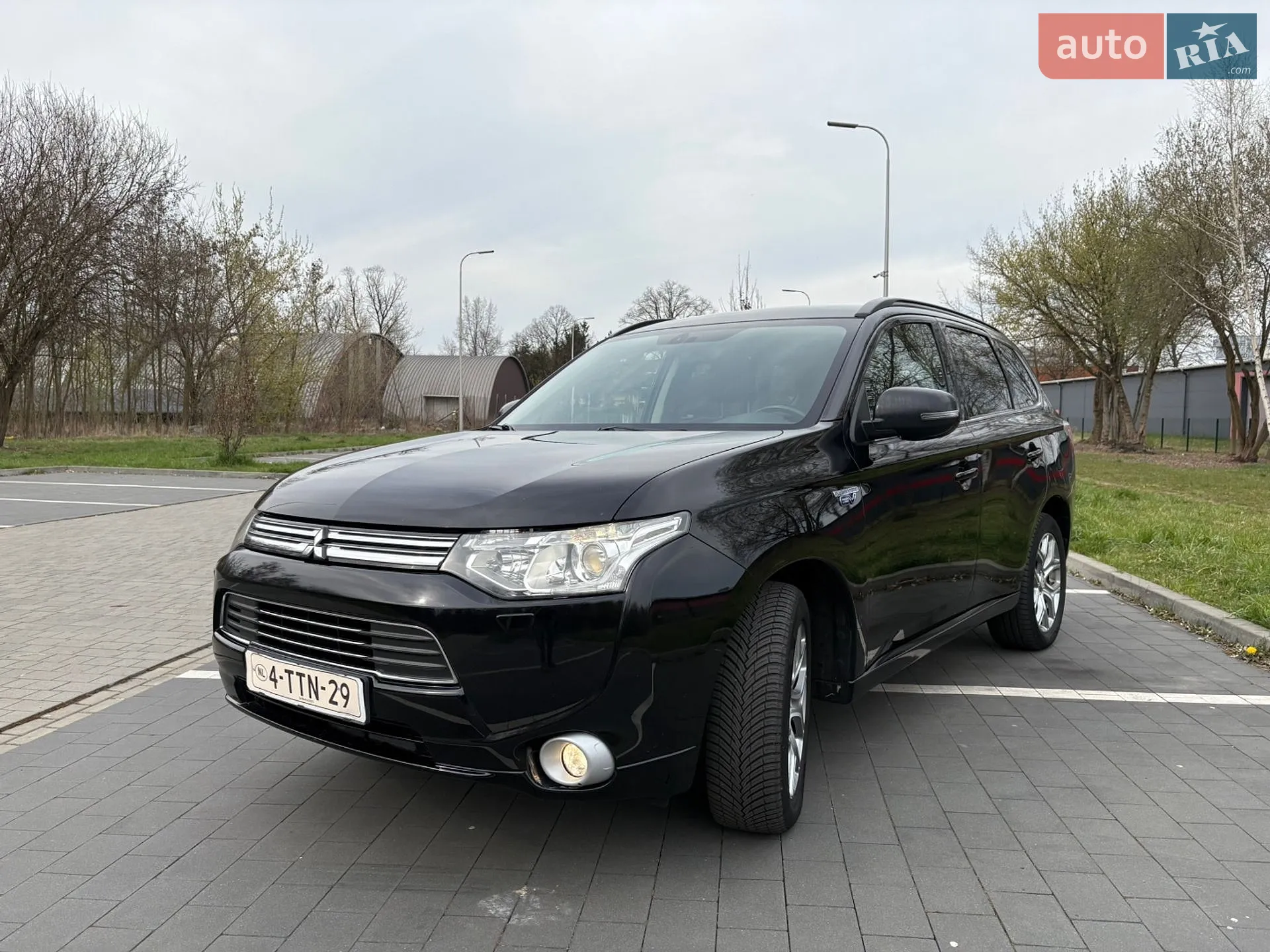 Mitsubishi Outlander, 2014